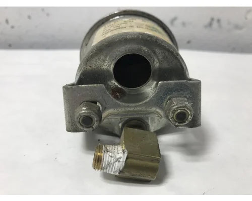 Freightliner A22-39573-000 brake application air pressure gauge from 2006 Freightliner Classic XL, used - view 2 of 3