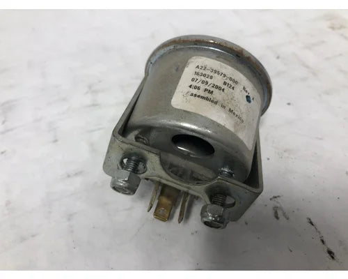 Freightliner A22-39579-000 front drive axle temperature gauge from 2005 Freightliner Columbia 120, used - view 2 of 2