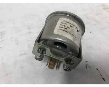 Freightliner A22-39579-000 front drive axle temperature gauge from 2005 Freightliner Columbia 120, used - view 2 of 2