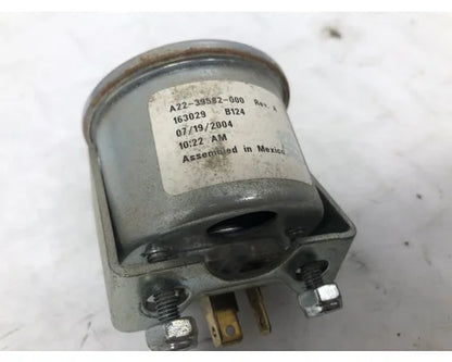 Freightliner A22-39582-000 rear drive axle temperature gauge from 2005 Freightliner Columbia 120, used - view 2 of 2