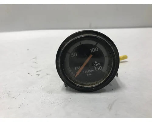 Freightliner A22-41388-000 suspension air pressure gauge from 2000 Freightliner Classic XL, used