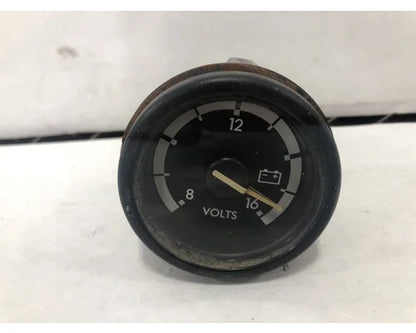 Freightliner A22-59209-001 voltmeter gauge from 2002 Freightliner Century Class 120, used