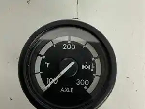 Freightliner A22-59213-001 axle temperature gauge from 2007 Freightliner, used