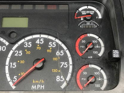 Freightliner A22-60236-100 instrument cluster from 2012 Freightliner Cascadia 125, used - view 2 of 4