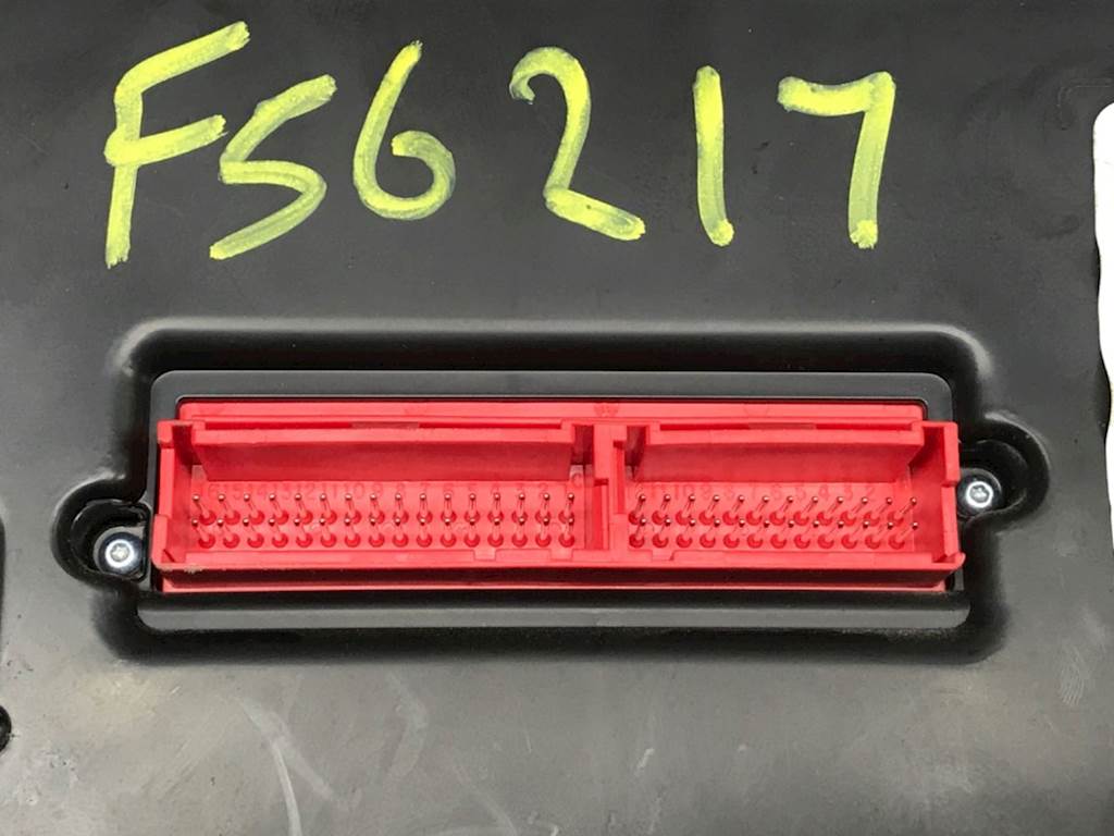 Freightliner A22-60236-100 instrument cluster from 2012 Freightliner Cascadia 125, used - view 3 of 4