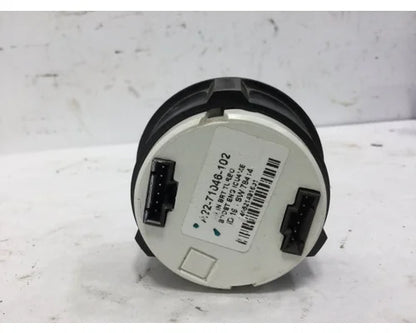 Freightliner A22-71046-102 turbo boost pressure gauge from 2015 Freightliner Cascadia, used - view 2 of 2