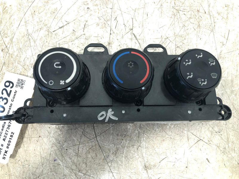 Freightliner A2273670000 climate control from 2015 Freightliner Cascadia, used