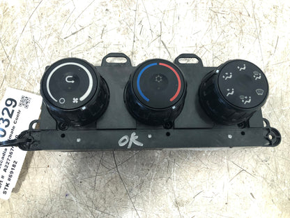 Freightliner A2273670000 climate control from 2015 Freightliner Cascadia, used