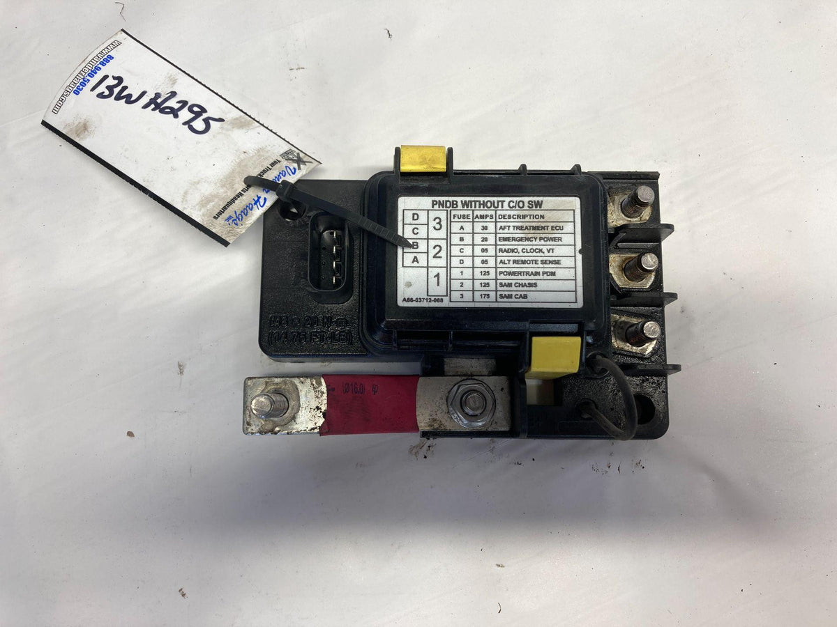 Freightliner A66-03712-008 fuse box from 2013 Freightliner Cascadia, used