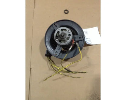 Freightliner N83301137 HVAC blower motor from 2001 Freightliner Columbia, used