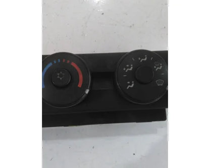 Freightliner R22-60645-101 heater / A/C control panel from 2015 Freightliner Cascadia 113, used - view 3 of 6