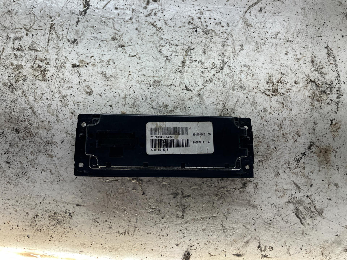 International 28387719 heater / A/C temperature control from 2005 International 4400, used - view 2 of 3