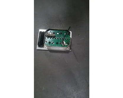 International 3503484C91 instrument cluster (left) from 2000 International, used - view 5 of 6