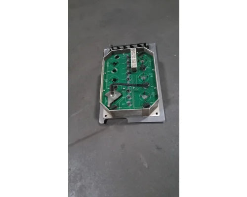 International 3503484C91 instrument cluster (left) from 2000 International, used - view 6 of 6