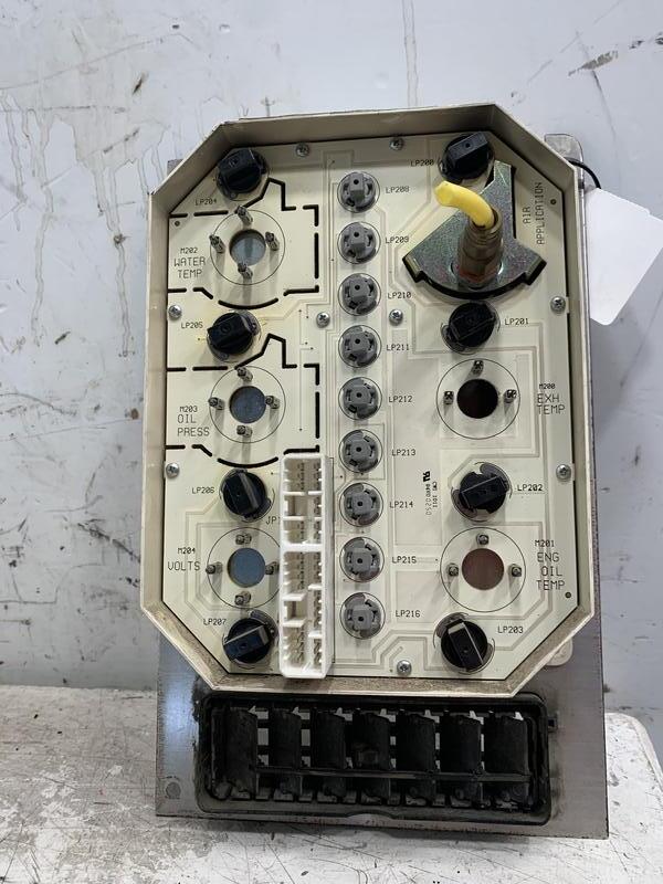 International 3570557C91 gauge panel from 2004 International 9900-IX, used - view 4 of 6