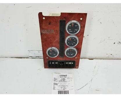 International 3571296C1 instrument cluster from 2003 International, used