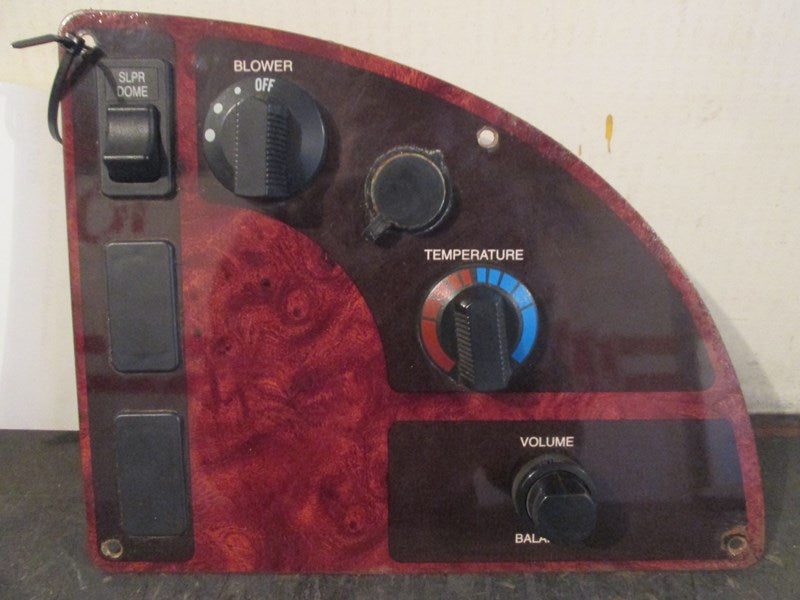 International 3571570C91 climate control from 2004 International 9200I, used