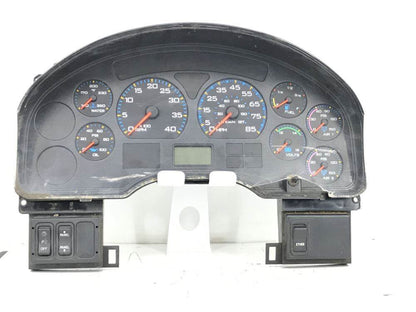 International 3576990C96 instrument cluster from 2004 International 4400, used