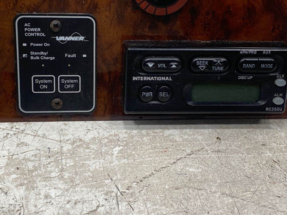 International 3592516C91 sleeper climate control panel from 2006 International 9400I, used - view 3 of 6