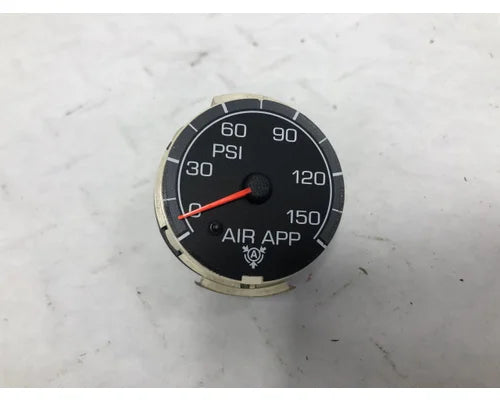 International 3613897C1 brake application air pressure gauge from 2009 International Prostar, used