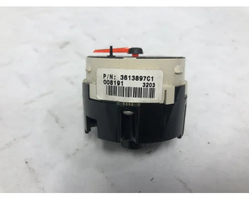 International 3613897C1 brake application air pressure gauge from 2009 International Prostar, used - view 2 of 2