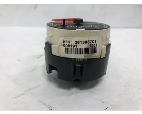 International 3613937C1 rear drive axle temperature gauge from 2009 International Prostar, used - view 2 of 2