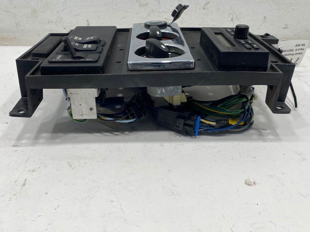 International 3621343F92 sleeper climate control panel from 2009 International Prostar, used - view 4 of 7