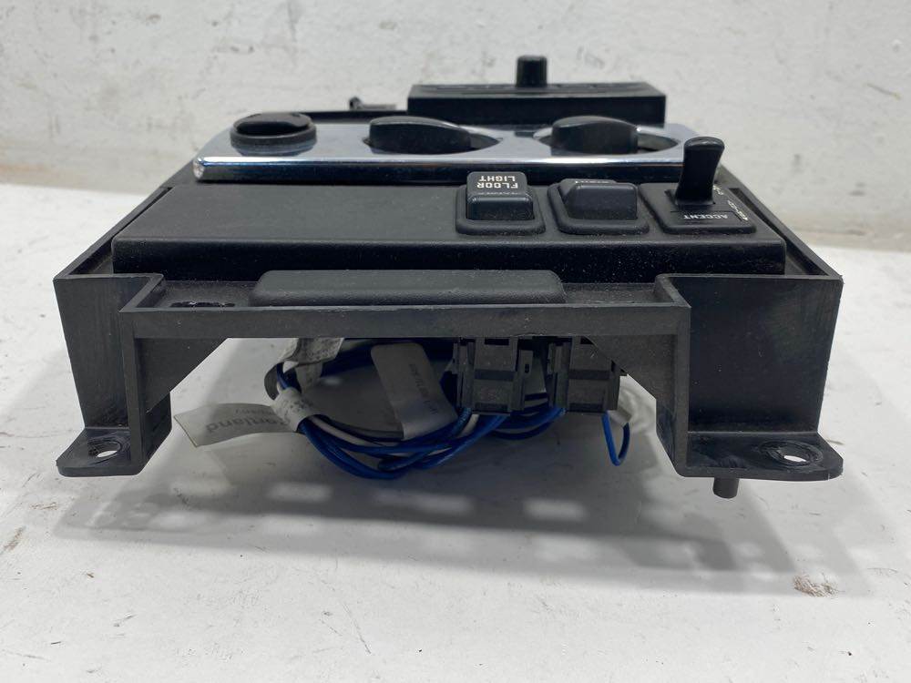 International 3621343F92 sleeper climate control panel from 2009 International Prostar, used - view 5 of 7