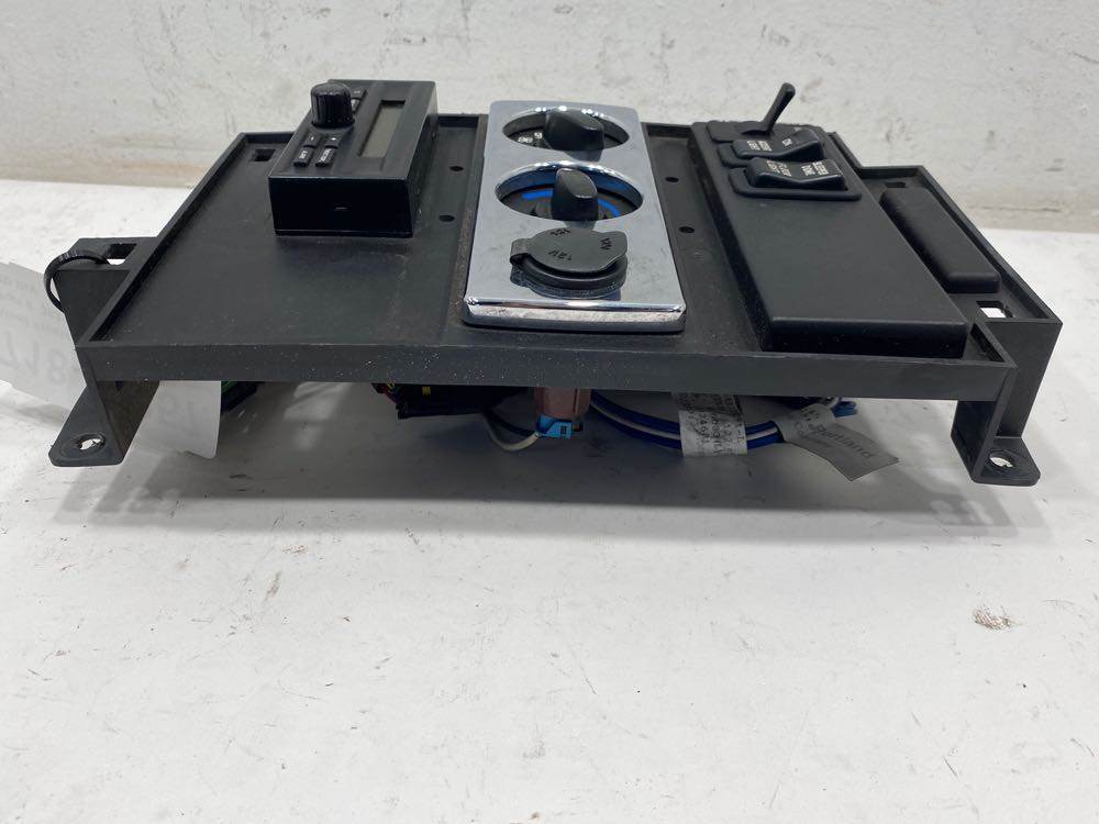 International 3621343F92 sleeper climate control panel from 2009 International Prostar, used - view 6 of 7