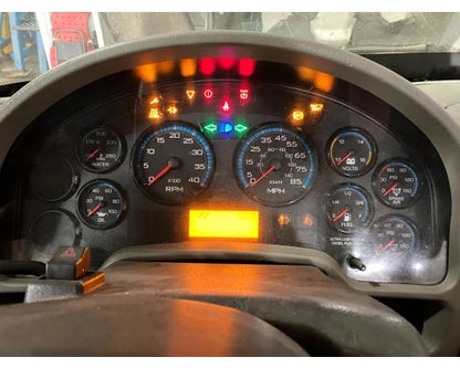 International 3626975F93 instrument cluster (8 gauge) from 2008 International Durastar, used - view 5 of 5