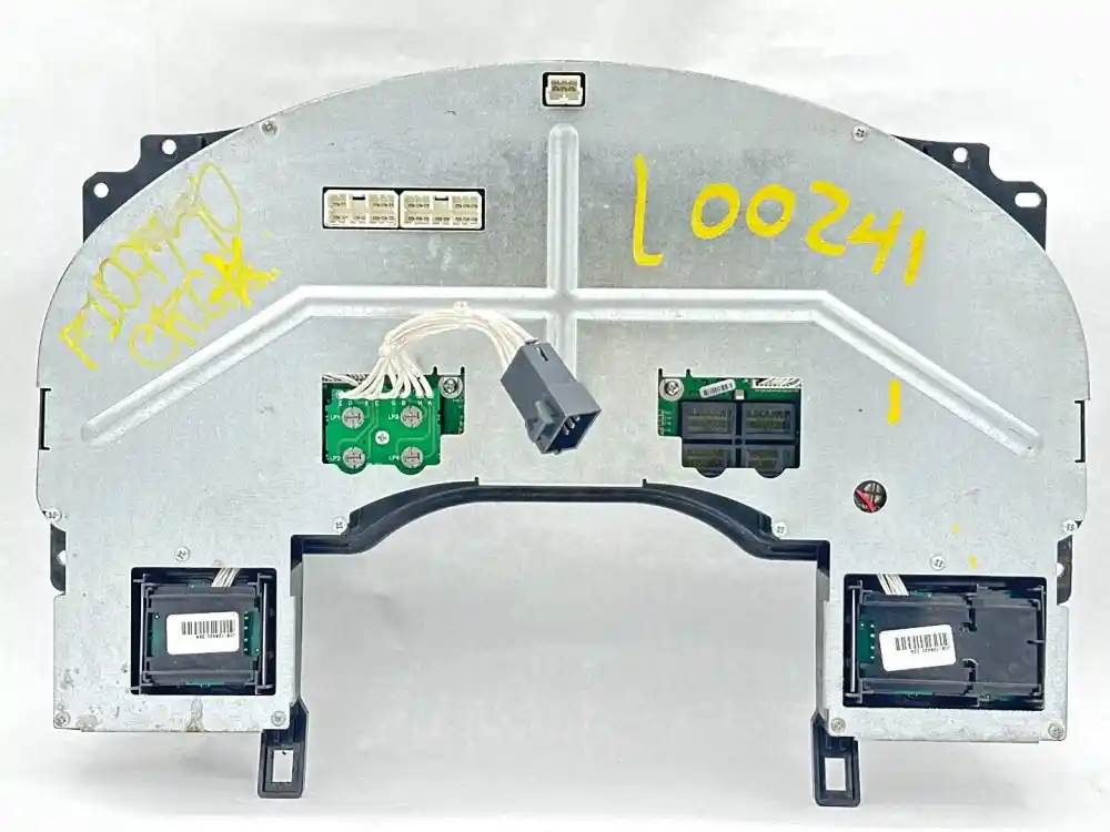 International 3626975F95 instrument cluster from 2009 International 4400, used - view 3 of 8