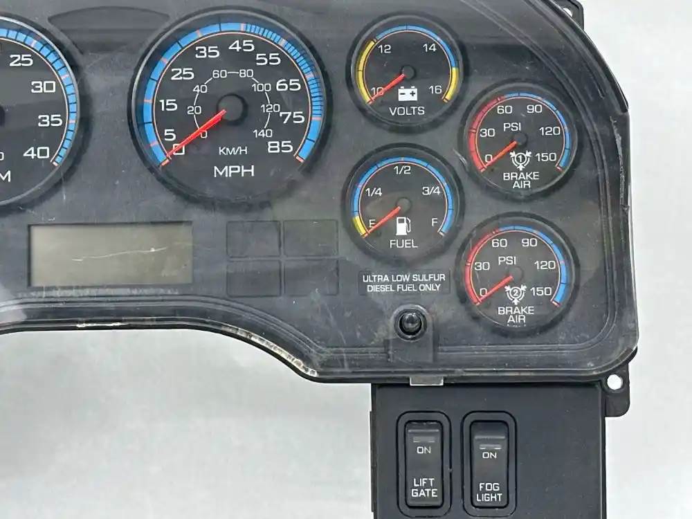 International 3626975F95 instrument cluster from 2009 International 4400, used - view 5 of 8