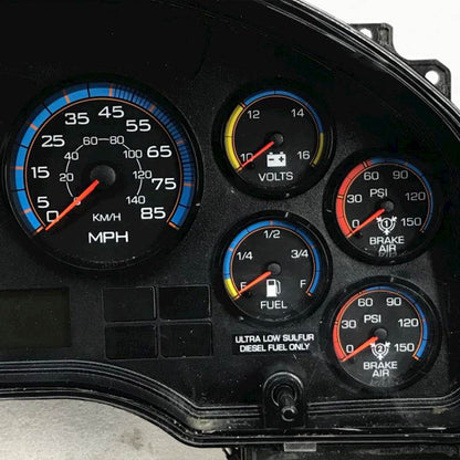 International 3803476F96 instrument cluster from 2007 International, used - view 3 of 7