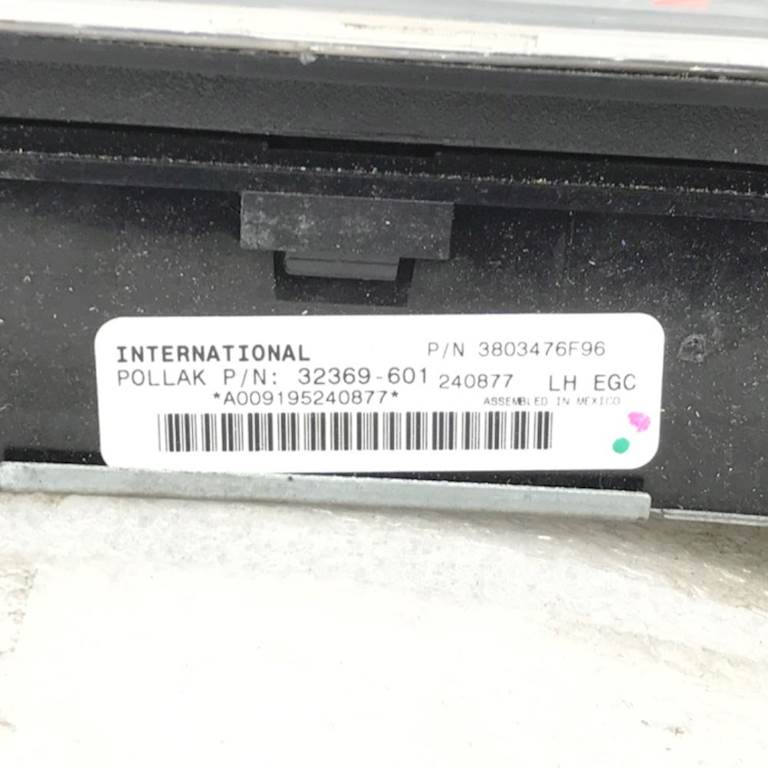 International 3803476F96 instrument cluster from 2007 International, used - view 7 of 7