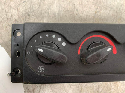 International 3827581C1 climate control panel from 2015 International 7400, used - view 2 of 5