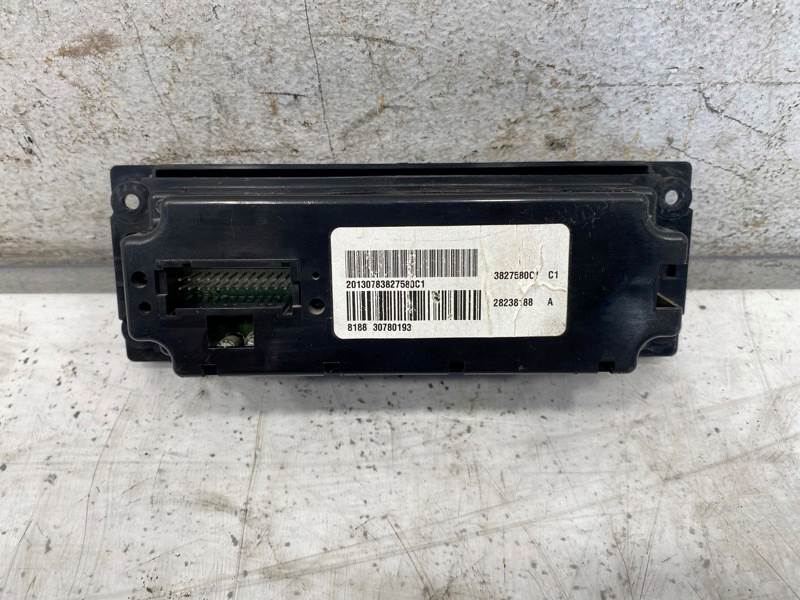International 3827583F91 climate control panel from 2014 International 4300, used - view 6 of 6