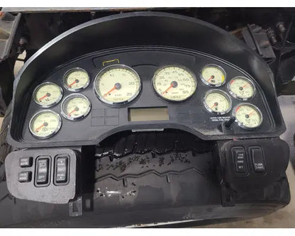 International 3868196C92 instrument cluster (10 gauge) from 2013 International Transtar 8600, used - view 4 of 5