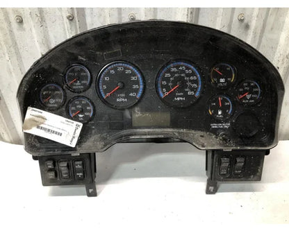 International 3868370C98 instrument cluster (8 gauge) from 2015 International Terrastar, used