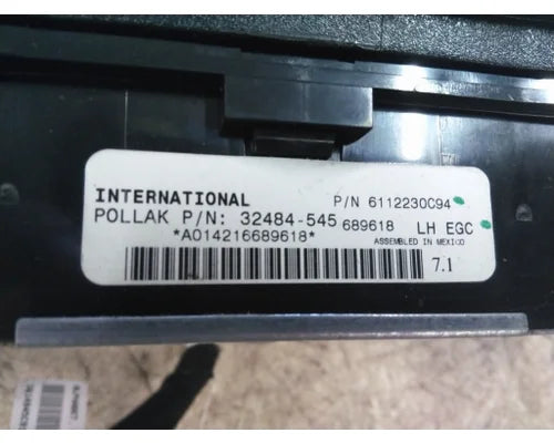 International 6112230C94 instrument cluster (10 gauge) from 2015 International Prostar, used - view 3 of 3