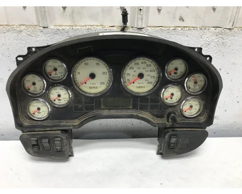 International 6112230C95 instrument cluster (digital, 10 gauge) from 2015 International Prostar, used