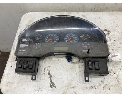 International A008115693440 instrument cluster (7 gauges) from 2012 International Durastar, used