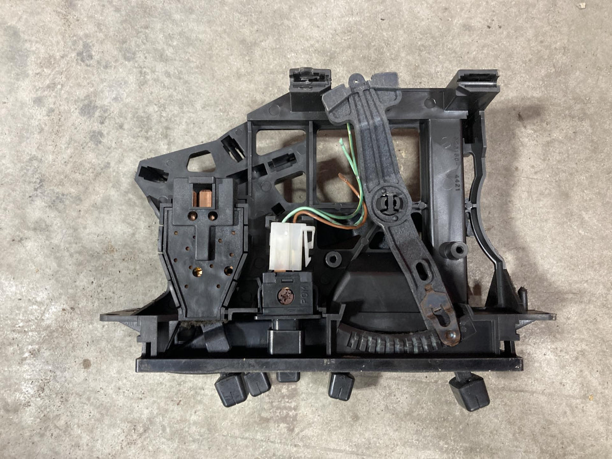 Isuzu 526180-4421 heater / A/C temperature control from 1998 Isuzu NPR, used - view 3 of 3