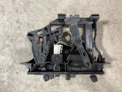 Isuzu 526180-4421 heater / A/C temperature control from 1998 Isuzu NPR, used - view 3 of 3
