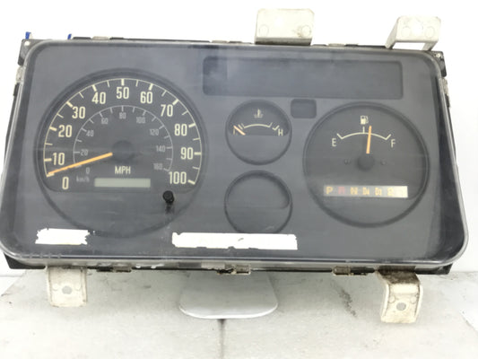 Isuzu 8-97207-068-0 instrument cluster from 2005 Isuzu NPR-HD, used
