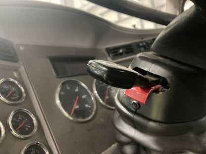 Kenworth 190411A turn signal / column switch from 2014 Kenworth T370, used - view 3 of 3