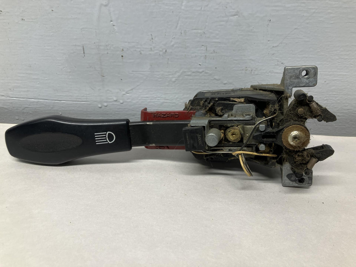 Kenworth 480793 turn signal / column switch from 2014 Kenworth T370, used
