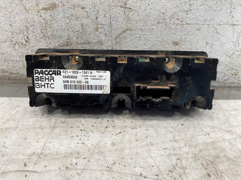 Kenworth F21-1028-1341H climate control panel from 2015 Kenworth T880, used - view 6 of 7