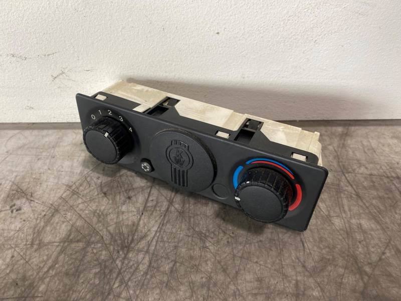 Kenworth F21-1030 sleeper climate control panel from 2014 Kenworth T680, used