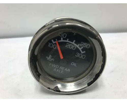 Kenworth K152-497 front drive axle temperature gauge from 2005 Kenworth T600, used