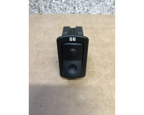 Kenworth P27-1002-7 refrigerant On/Off switch from 2012 Kenworth T700, used